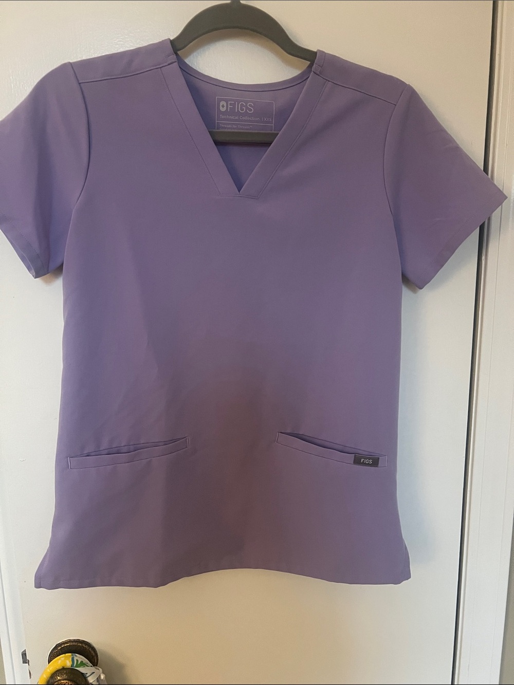 Figs Women's Lavender V-Neck Short Sleeve Scrub Top